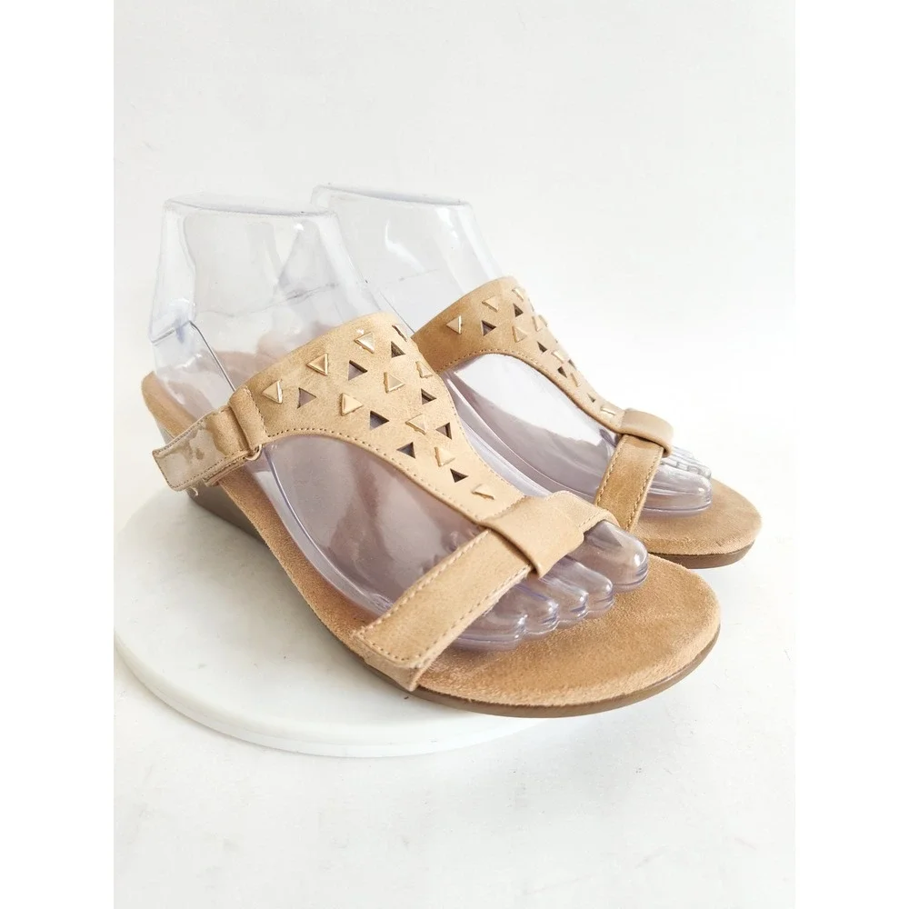Vionic Sandals 7 T-Strap Maggie Wedge Tan Studded Cutout Orthotic Comfort Summer